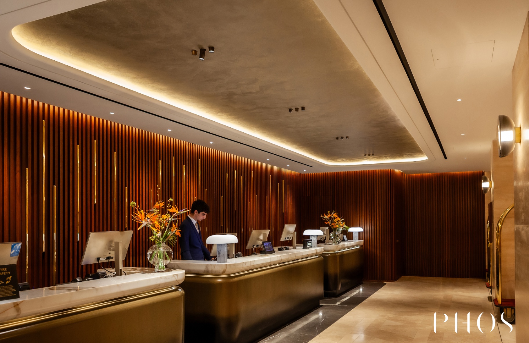 Phos Hilton Park Lane 05